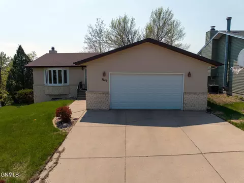3249 Crocus Ave, Bismarck, ND 58501 photo 36