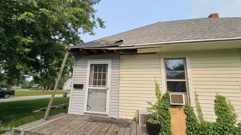 116 3rd St N, Ellendale, ND 58436 photo 7