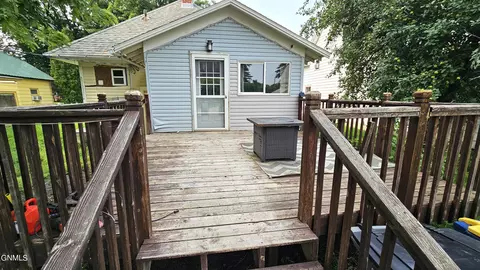116 3rd St N, Ellendale, ND 58436 photo 5