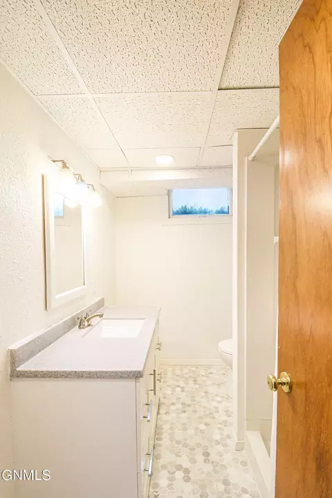 1220 4th Ave E, Williston, ND 58801 photo 27