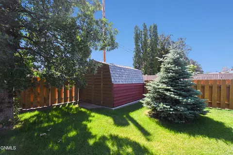 1220 4th Ave E, Williston, ND 58801 photo 7