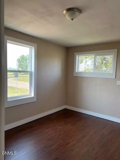Bedroom - 18 Linden Ave, Taylor, ND 58656 photo 1 of 1