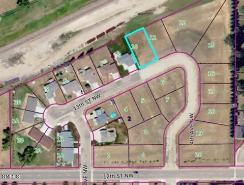 428 13th St NW, Valley City, ND 58072