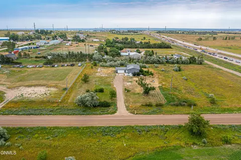 5008 143rd Ave NW, Williston, ND 58801 photo 26
