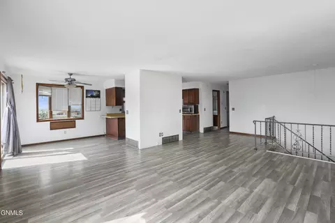 5008 143rd Ave NW, Williston, ND 58801 photo 8