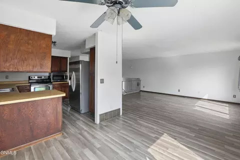 5008 143rd Ave NW, Williston, ND 58801 photo 9