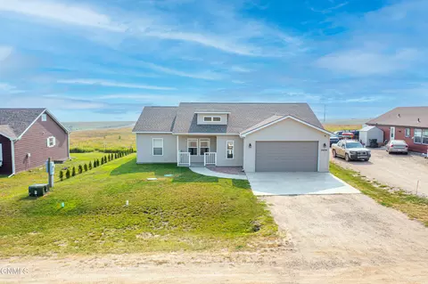 5624 Bailey Ave, Williston, ND 58801 photo 3