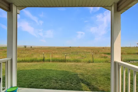 5624 Bailey Ave, Williston, ND 58801 photo 29