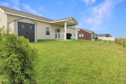 5624 Bailey Ave, Williston, ND 58801 photo 32