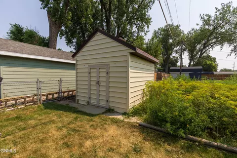 516 W Ingals Ave, Bismarck, ND 58504 photo 19