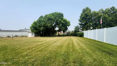 1702 Bowen Ave E, Bismarck, ND 58504 photo 28