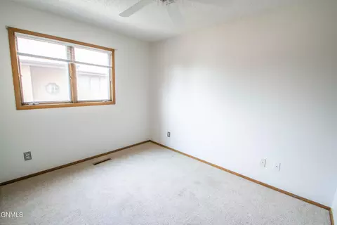 Bedroom - 2879 Warwick Loop, Bismarck, ND 58504 photo 2 of 4