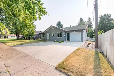 1103 Washington St N, Bismarck, ND 58501
