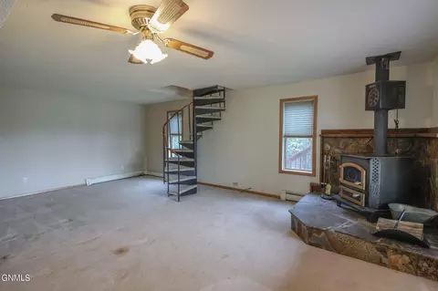 271 Blacktail Dr, Williston, ND 58801 photo 18