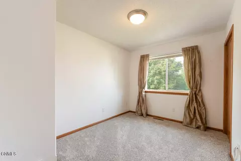 3013 Buckskin Rd SE, Mandan, ND 58554 photo 13