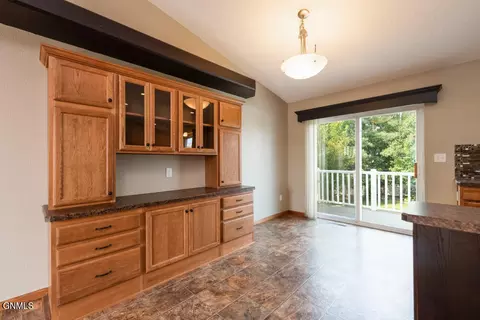 3013 Buckskin Rd SE, Mandan, ND 58554 photo 10