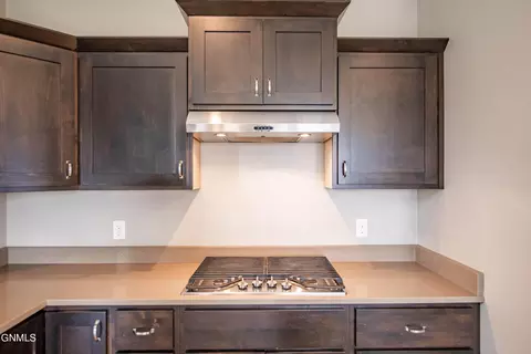3200 Kenner Loop, Bismarck, ND 58504 photo 19