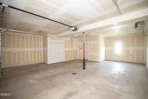 3200 Kenner Loop, Bismarck, ND 58504 photo 45