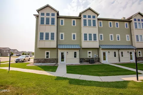 3200 Kenner Loop, Bismarck, ND 58504 photo 50