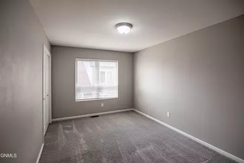 3200 Kenner Loop, Bismarck, ND 58504 photo 25