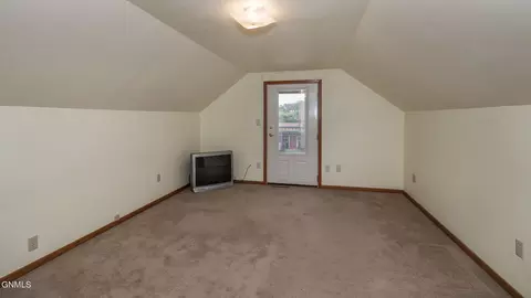 Bedroom - 901 Arthur St, Stanton, ND 58571 photo 3 of 5