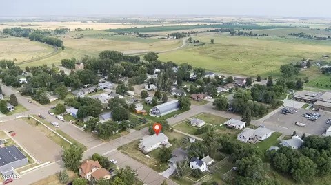 View/Area - 901 Arthur St, Stanton, ND 58571 photo 5 of 5
