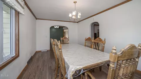 Dining - 901 Arthur St, Stanton, ND 58571 photo 3 of 3
