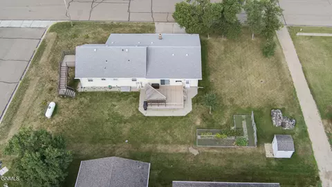 View/Area - 901 Arthur St, Stanton, ND 58571 photo 2 of 5