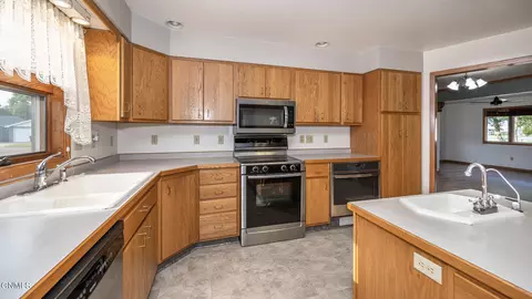 Kitchen - 901 Arthur St, Stanton, ND 58571 photo 1 of 5