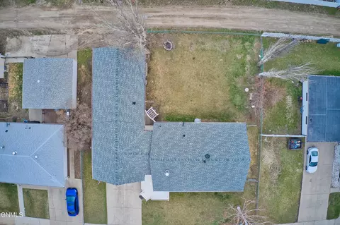 1519 10th Ave W, Williston, ND 58801 photo 5