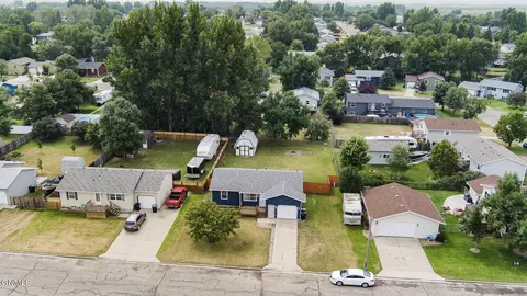 112 Sturgis Loop, Lincoln, ND 58504 photo 40