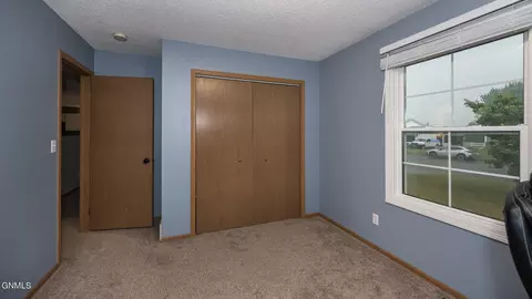 112 Sturgis Loop, Lincoln, ND 58504 photo 36