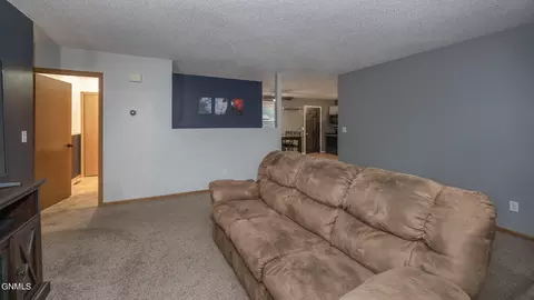 112 Sturgis Loop, Lincoln, ND 58504 photo 11