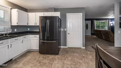 112 Sturgis Loop, Lincoln, ND 58504 photo 15