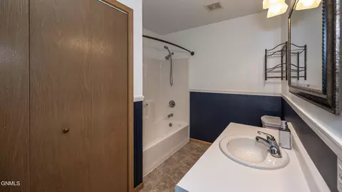 112 Sturgis Loop, Lincoln, ND 58504 photo 30