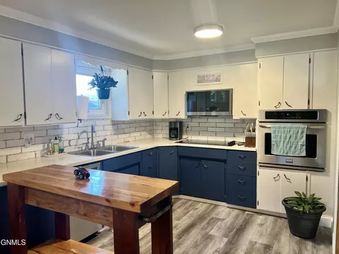 Kitchen - 1501 Main St, Williston, ND 58801 photo 1 of 1