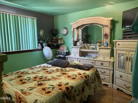 Bedroom - 1216 E Ridge Court Ct, Williston, ND 58801 photo 1 of 2