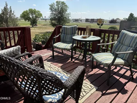 Exterior - 1216 E Ridge Court Ct, Williston, ND 58801 photo 2 of 5