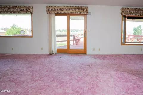 2991 E Lakeside Rd, Jamestown, ND 58401 photo 12