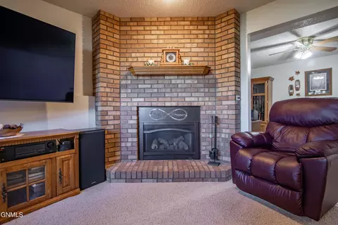 201 Laredo Dr, Bismarck, ND 58504 photo 27