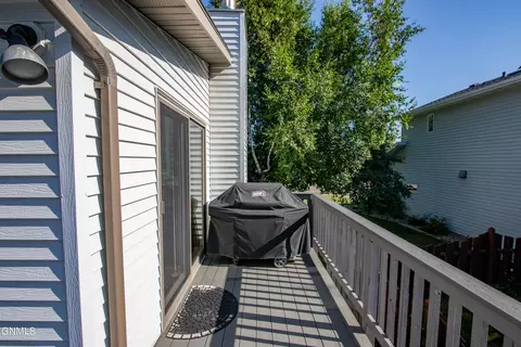 201 Laredo Dr, Bismarck, ND 58504 photo 11