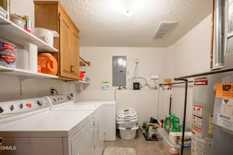 201 Laredo Dr, Bismarck, ND 58504 photo 31