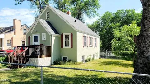 701 N 17th St, Bismarck, ND 58501