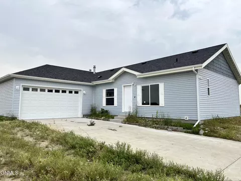 12361 E Fork St, Epping, ND 58843