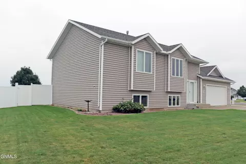 2806 10th Ave SE, Mandan, ND 58554 photo 44