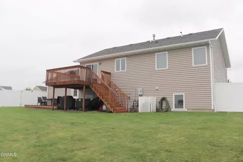 2806 10th Ave SE, Mandan, ND 58554 photo 47