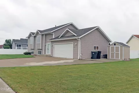2806 10th Ave SE, Mandan, ND 58554 photo 49