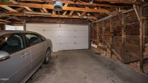 Exterior - 803 Boulevard Ave E, Bismarck, ND 58501 photo 3 of 12