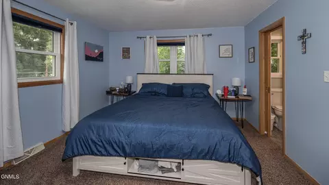 Bedroom - 803 Boulevard Ave E, Bismarck, ND 58501 photo 2 of 4