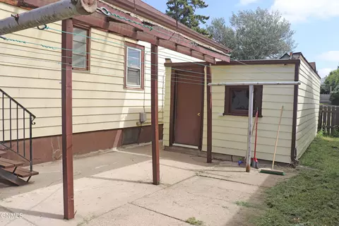 311 1st Ave NE, Mandan, ND 58554 photo 5